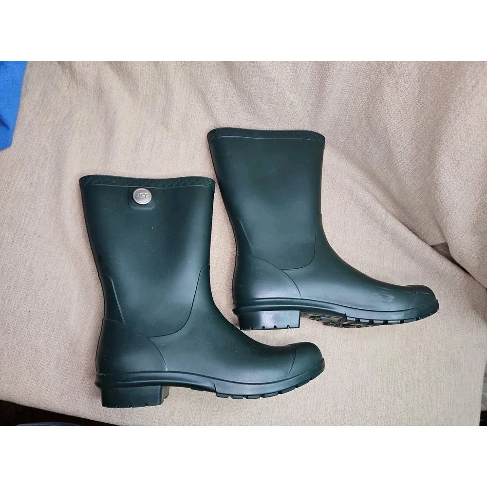 UGG will but shipping
